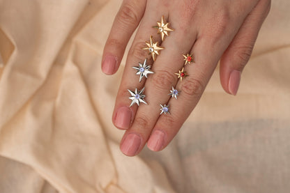 Brinco Mini Wind Rose Ouro Branco